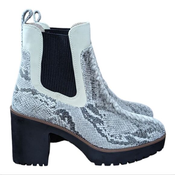 Chinese Laundry Good Day Snake Skin Block Heel Bootie Chelsea Boots Size 8.5 - Picture 3 of 11